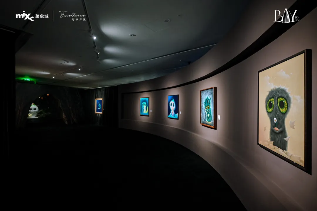 Curved gallery with displayed works