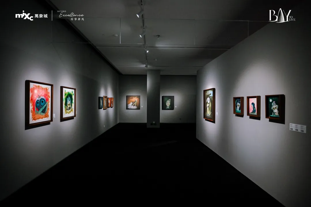 Main gallery panorama