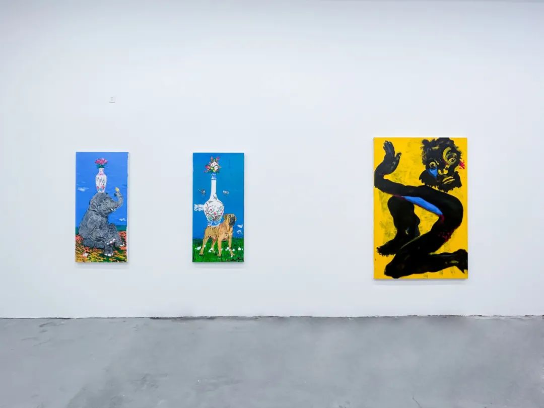 Exhibition View 6
