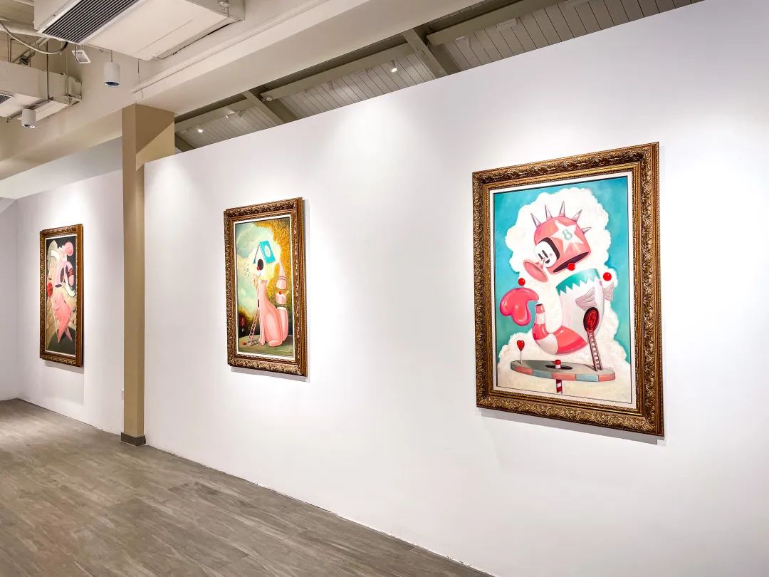 Exhibition View 3